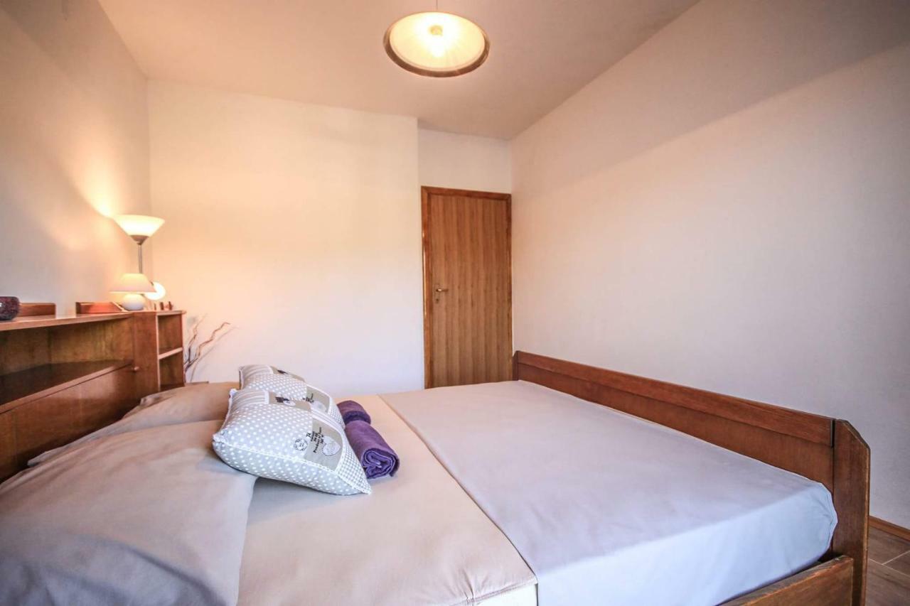Marivo Guest House Molunat Kültér fotó