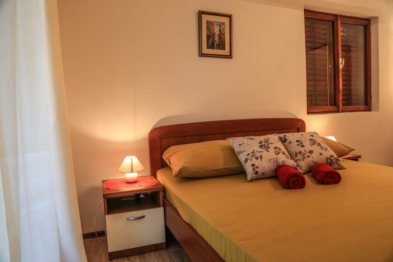 Marivo Guest House Molunat Kültér fotó